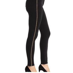 7 for all Mankind Slim, high waist stretch jean, glitter gold seam, Blk, size 29